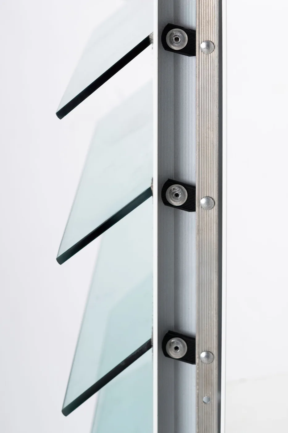 Glass louvers detail